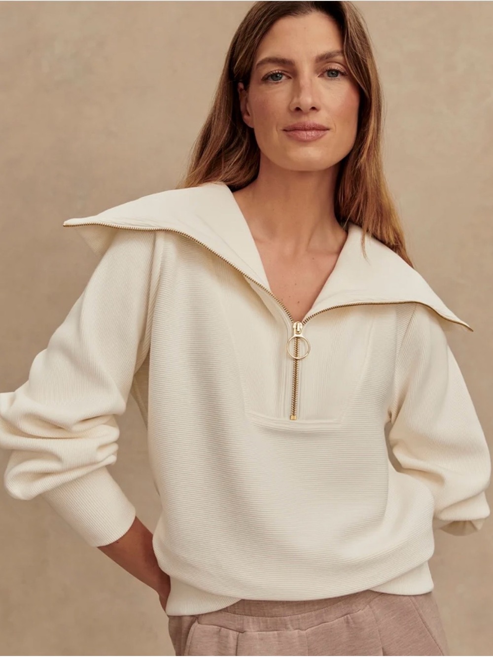 VARLEY VINE HALF-ZIP PULLOVER IN IVORY, SIZE M.